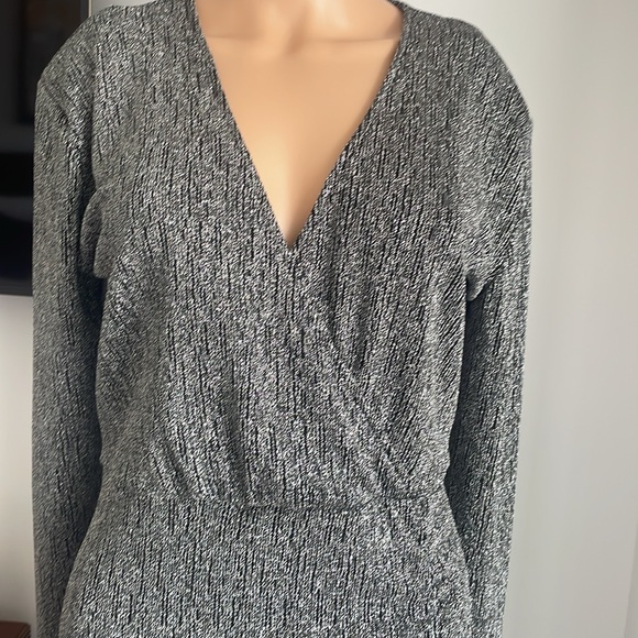 NWT SILVER/BLACK SHIMMERING LUREX MINI - Picture 2 of 5